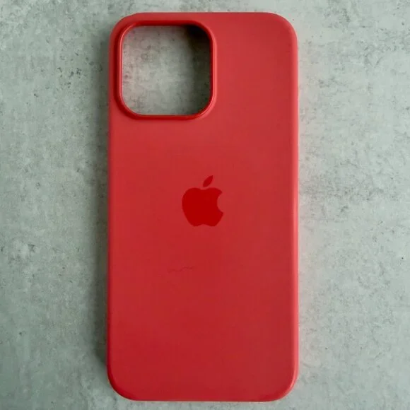 iPhone 15 Pro Max Silicone Case with MagSafe – Guava - Picture 3 of 8